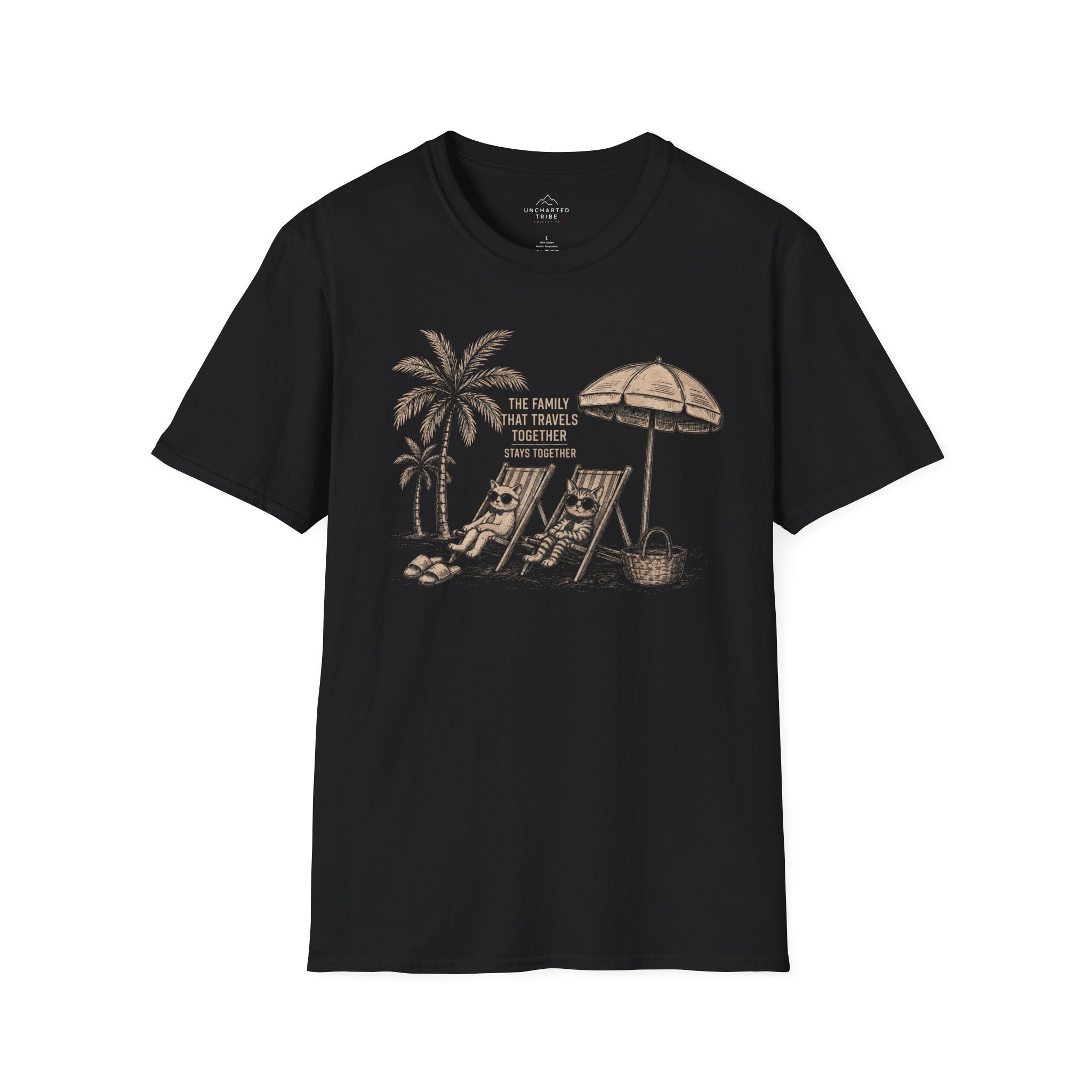 Cat Family that Travels TogetherT-Shirt